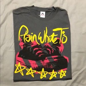 Vintage, Rare and Collectible ”Plain White T’s”Band short sleeve Chuck’s T-Shirt